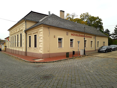 Dunaföldvári Művelődési Központ és Könyvtár