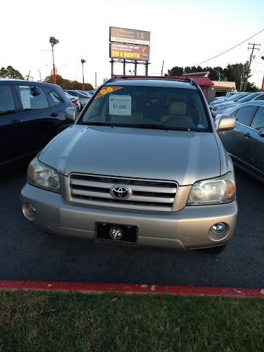 Used Car Dealer «Checkered Flag Auto Outlet», reviews and photos, 5055 Virginia Beach Blvd, Virginia Beach, VA 23462, USA