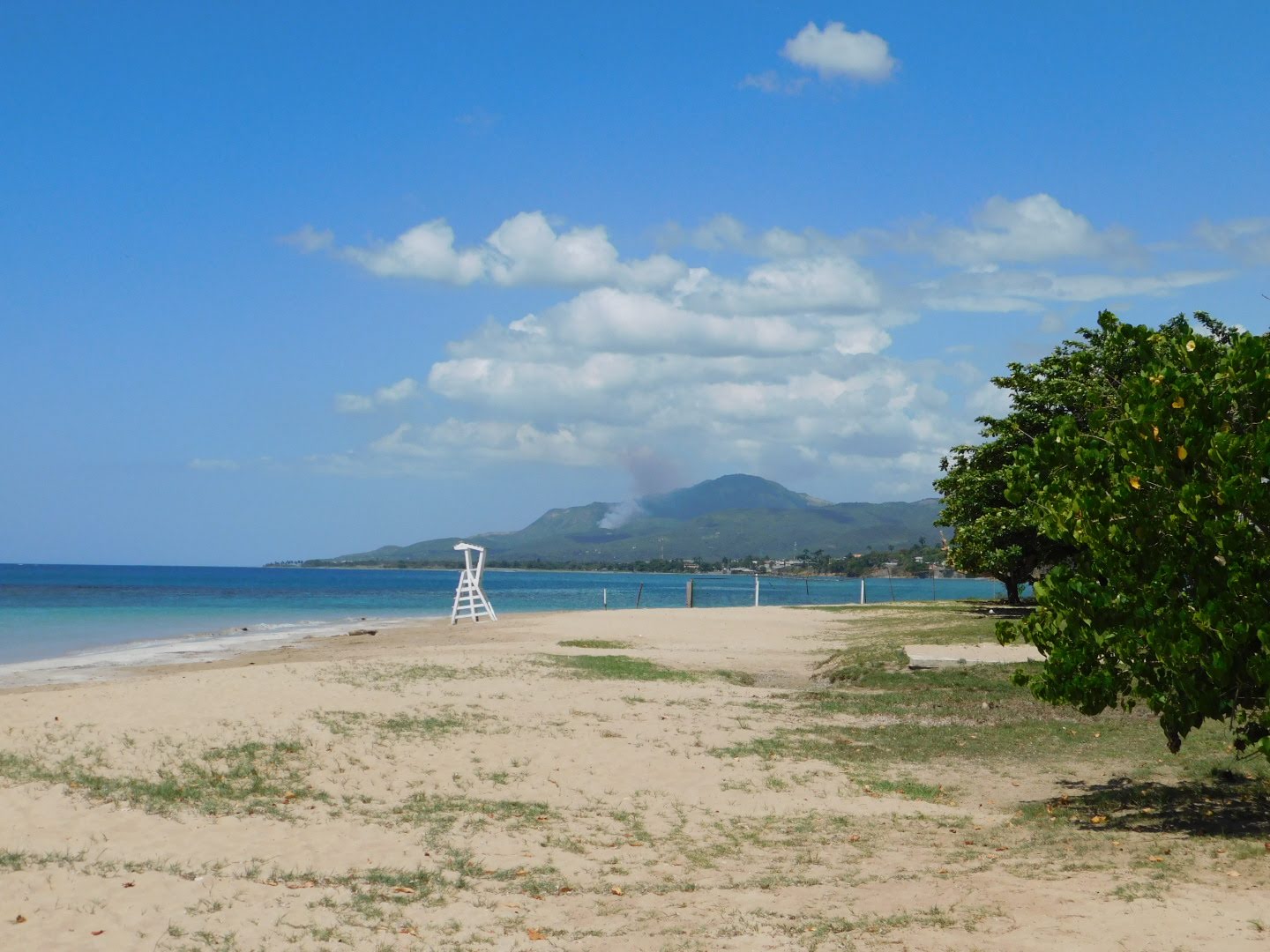 Photo of Lyssons beach with spacious shore