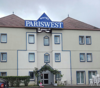 ParisWest Hôtel à Coignières