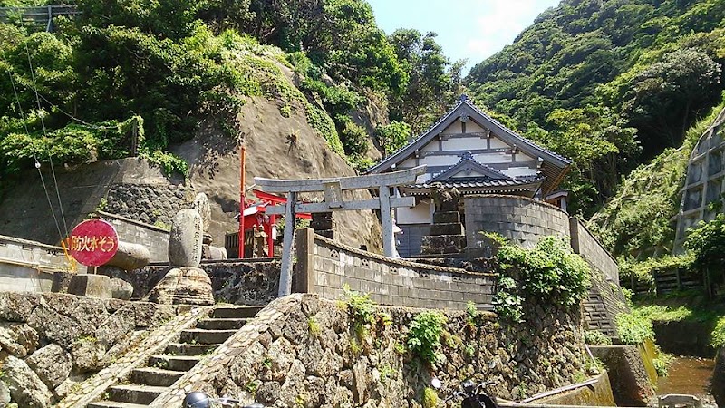 石上神社 (塩津町)