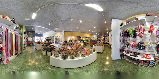 Pet Store «Muttropolis La Jolla», reviews and photos, 7755 Girard Ave, La Jolla, CA 92037, USA