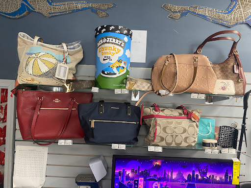 Pawn Shop «Dash 2 Cash Pawn Shop», reviews and photos, 1253 Morse Rd, Columbus, OH 43229, USA