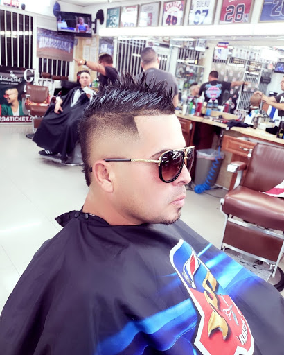 Barber Shop «Yuri Barber Shop», reviews and photos, 1800 Palm Ave, Hialeah, FL 33010, USA