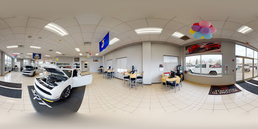 Car Dealer «Gurnee Chrysler Jeep Dodge Ram», reviews and photos, 7255 Grand Ave, Gurnee, IL 60031, USA