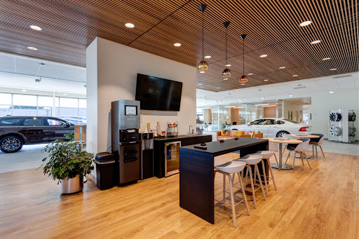 Volvo Dealer «Leikin Volvo Cars Cleveland», reviews and photos, 38750 Mentor Ave #3, Willoughby, OH 44094, USA