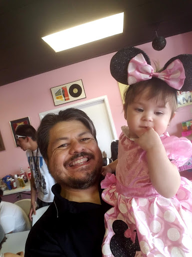 Ice Cream Shop «Holly Hop Ice Cream Shoppe», reviews and photos, 3404 34th St, Lubbock, TX 79410, USA