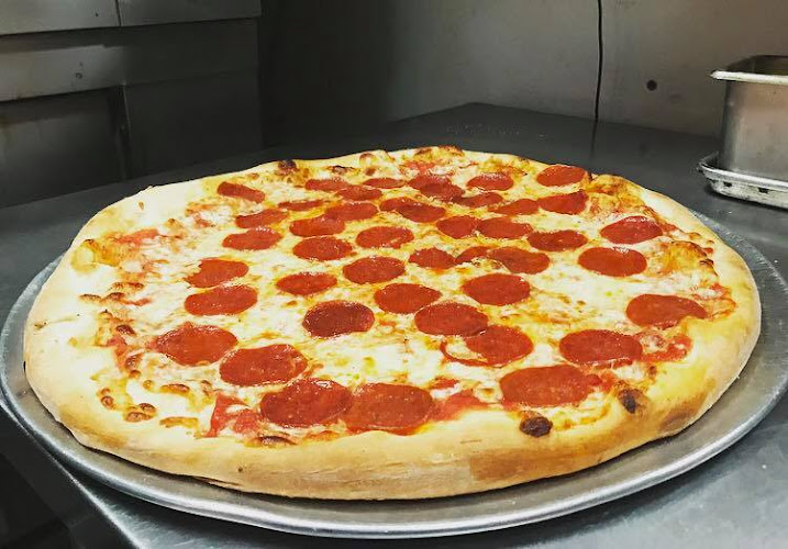 #9 best pizza place in Plattsburgh - Giuseppe's Pizza Shop