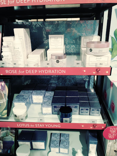 Cosmetics Store «SEPHORA», reviews and photos, 1244 3rd St, Santa Monica, CA 90401, USA