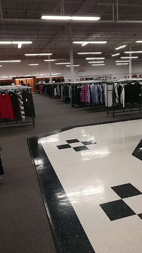 Clothing Store «Burlington Coat Factory», reviews and photos, 370 US-130, Hightstown, NJ 08520, USA