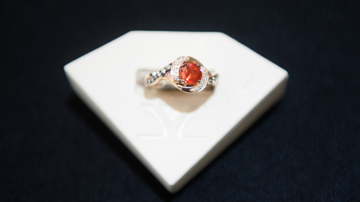 Jewelry Repair Service «Service Jewelry & Repair - Hendersonville», reviews and photos, 1050 Glenbrook Way #400, Hendersonville, TN 37075, USA