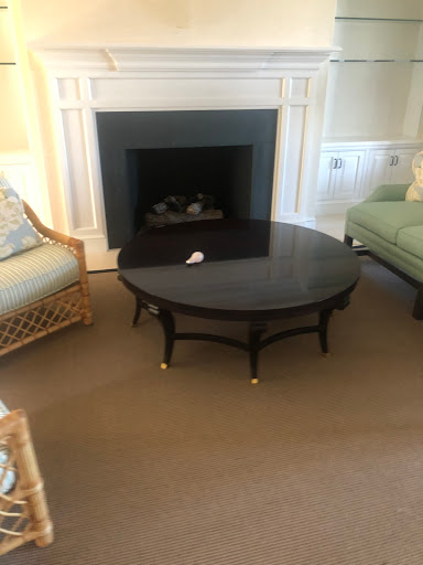 Thrift Store «Tambourine Resale Shop», reviews and photos, 1619 10th Ave, Vero Beach, FL 32960, USA