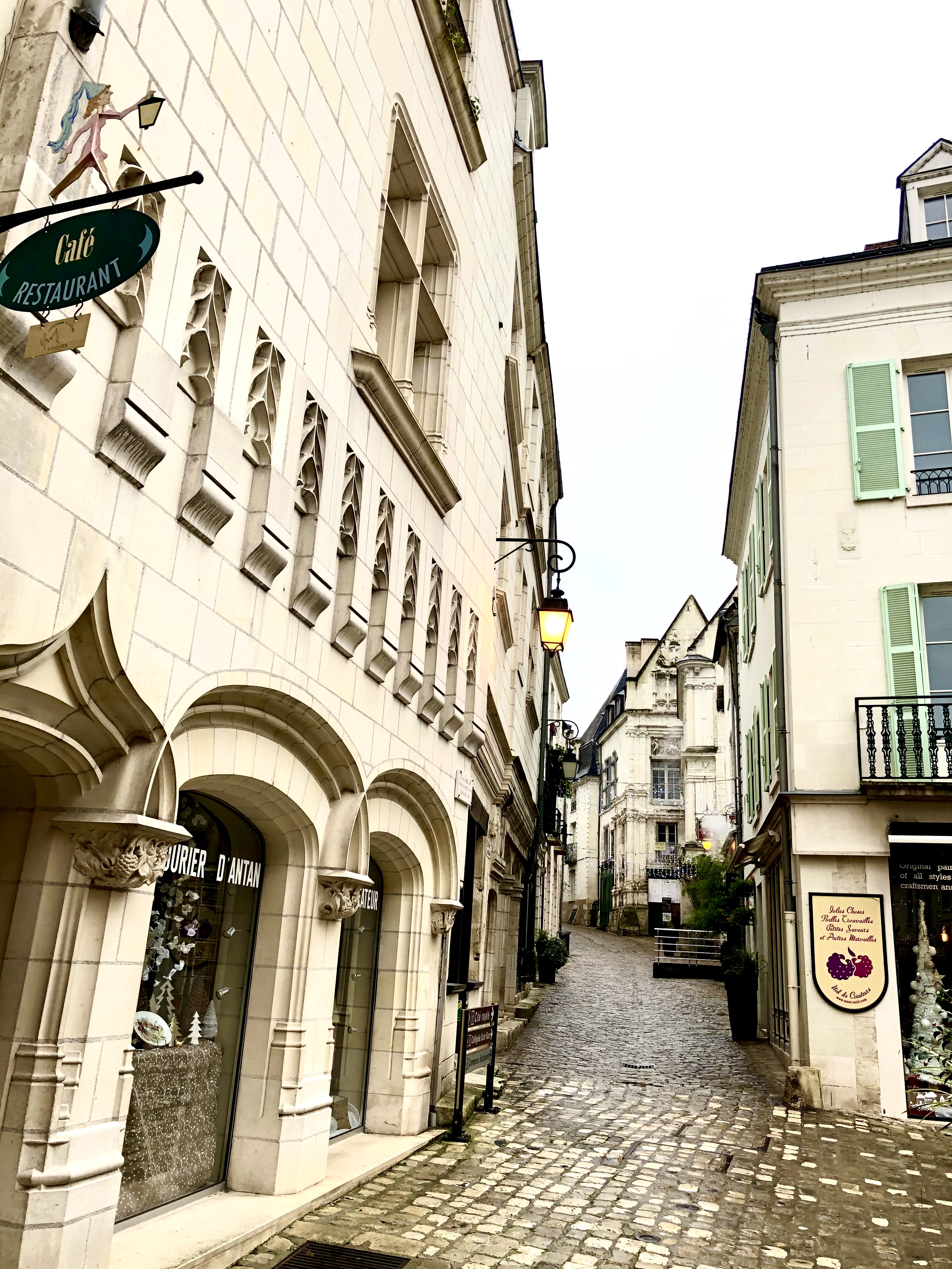 Photo n° 25 de l'avis de Isabelle.e fait le 04/12/2019 à 00:07