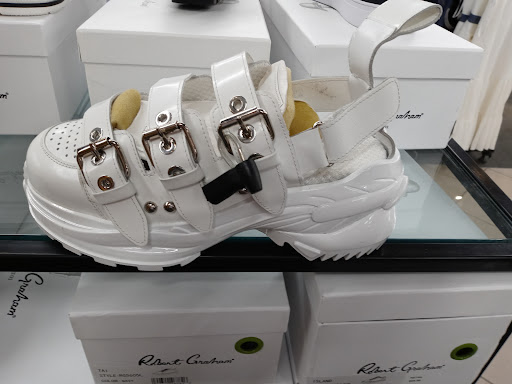 Department Store «Saks OFF 5TH», reviews and photos, 11201 NW 12th St, Miami, FL 33172, USA