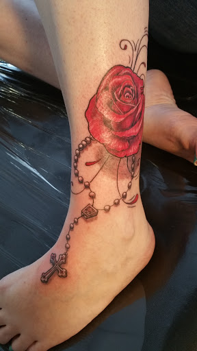 Tattoo Shop «Iconic Ink Tattoo», reviews and photos, 155 Main St, South Grafton, MA 01560, USA