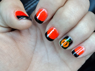 Expo Nails