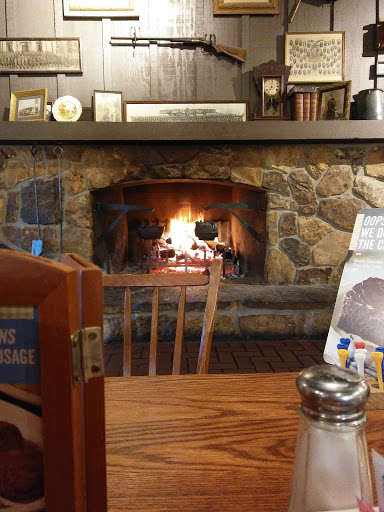 American Restaurant «Cracker Barrel Old Country Store», reviews and photos, 380 N Jacob Dr, Bloomington, IN 47404, USA