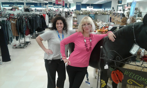 Department Store «Marshalls & HomeGoods», reviews and photos, 1745 S Easton Rd, Doylestown, PA 18901, USA