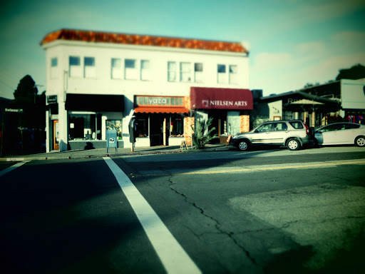 Picture Frame Shop «Nielsen Arts Gallery and Custom Framing», reviews and photos, 1537 Solano Ave, Berkeley, CA 94707, USA