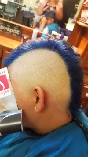 Beauty Salon «Top Notch Salon», reviews and photos, 92 Bluebird Ct, Lawrenceburg, KY 40342, USA