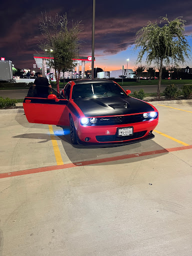 Tire Shop «Discount Tire Store - Roanoke, TX», reviews and photos, 1330 US-377, Roanoke, TX 76262, USA