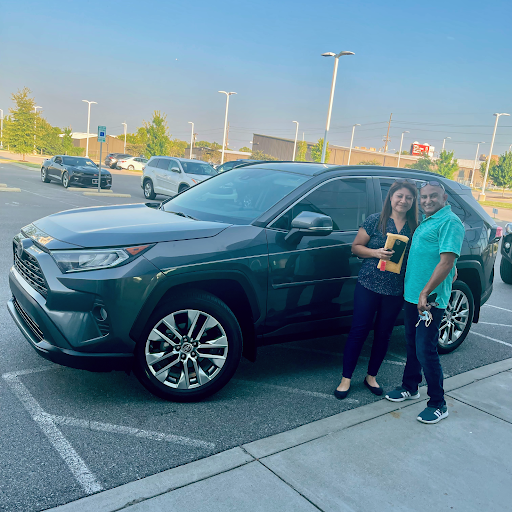 Toyota Dealer «Rivergate Toyota», reviews and photos, 1520 Gallatin Pike N, Madison, TN 37115, USA