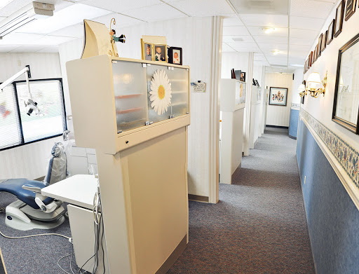 Diamond Bar Dental Studio General, Cosmetic & Emergency Dentist image