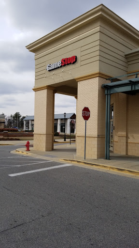 GameStop, 15912 Crain Hwy C, Brandywine, MD 20613, USA, 
