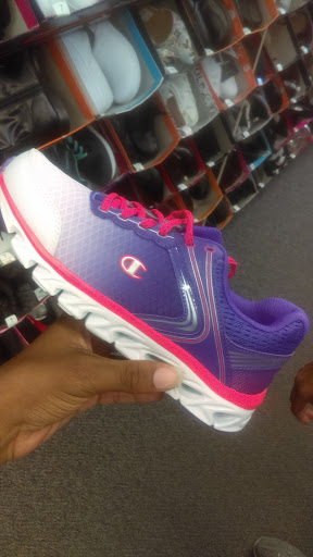 Department Store «Palais Royal», reviews and photos, 1828 N Velasco St, Angleton, TX 77515, USA