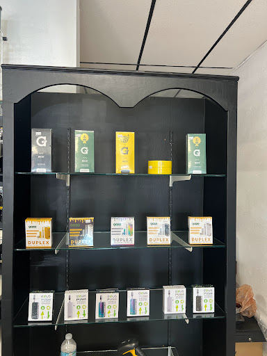 Cell Phone Store «Cellphone MD», reviews and photos, 2142 W Busch Blvd, Tampa, FL 33612, USA