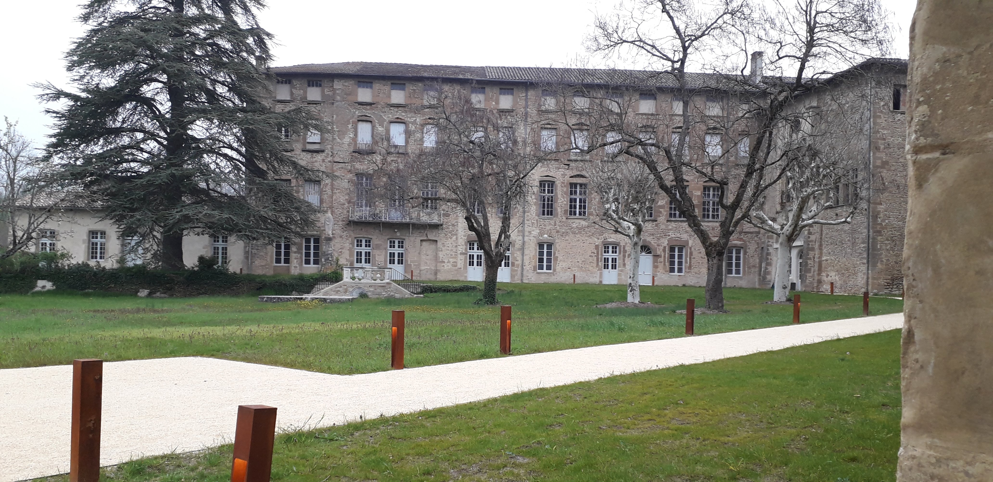 Photo n° 3 de l'avis de Sylvie.u fait le 21/04/2019 à 15:18