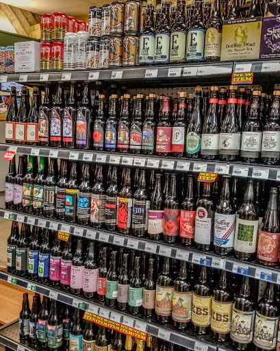 Gourmet Grocery Store «Marina Market», reviews and photos, 18882 Front St NE, Poulsbo, WA 98370, USA