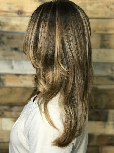 Hair Salon «Essenza Salon Spa Studio», reviews and photos, 315 E Main St, Vacaville, CA 95688, USA