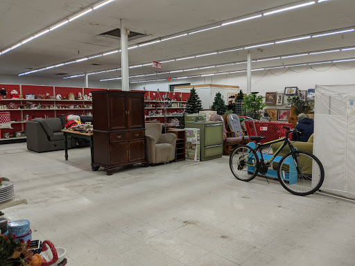 Thrift Store «The Salvation Army Family Stores», reviews and photos, 817 S State Rd, Davison, MI 48423, USA