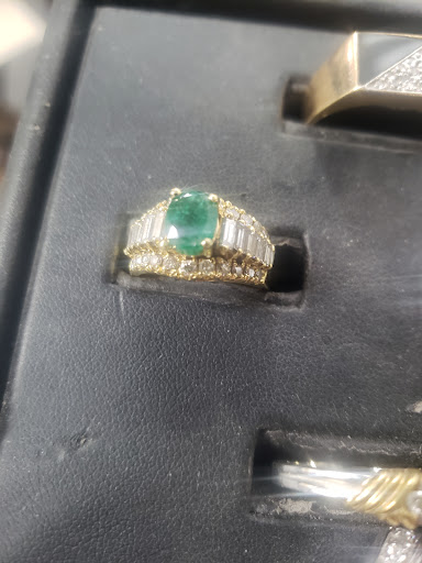 Jeweler «Marlowe Credit Jewelers», reviews and photos, 16055 Cross Bay Blvd, Jamaica, NY 11414, USA