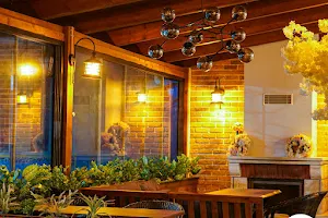 Virisis Cafe Restaurant image