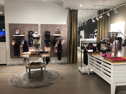 Lingerie Store «Rigby & Peller», reviews and photos, 900 N Michigan Ave L3-7, Chicago, IL 60611, USA