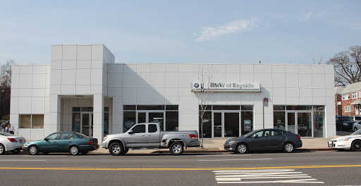 BMW of Bayside Pre-Owned Showroom