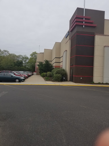 Movie Theater «AMC Loews Stony Brook 17», reviews and photos, 2196 Nesconset Hwy, Stony Brook, NY 11790, USA