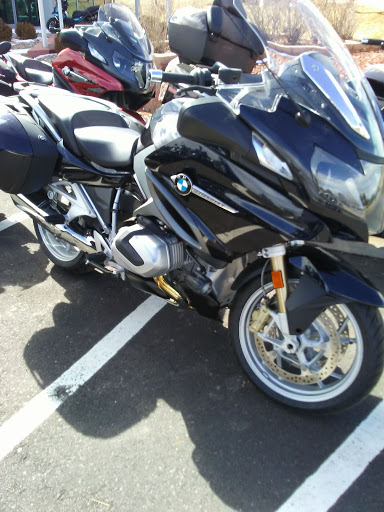 BMW Motorcycle Dealer «BMW of Denver», reviews and photos, 10350 E Easter Ave, Centennial, CO 80112, USA