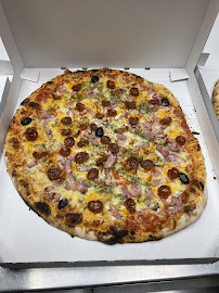 Pizza du Pizzas à emporter Pizza La Lauréenne à Gignac-la-Nerthe - n°19