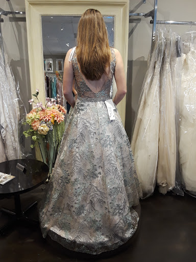 Bridal Shop «Pomp & Pageantry Bridal and Formal», reviews and photos, 7309 S Western Ave, Oklahoma City, OK 73139, USA