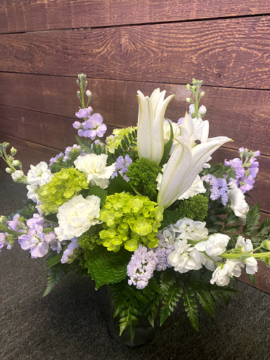 Florist «Petals To Please», reviews and photos, 5870 Broadway, Lancaster, NY 14086, USA