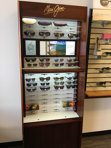 Optometrist «Oakland Vision and Hearing Center», reviews and photos, 350 Ramapo Valley Rd, Oakland, NJ 07436, USA