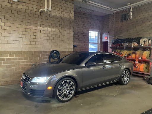 Used Car Dealer «Showroom Auto», reviews and photos, 42-08 35th Ave, Long Island City, NY 11101, USA