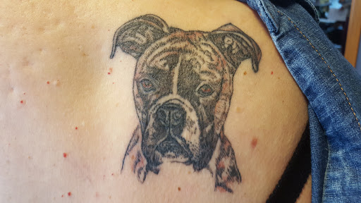 Tattoo Shop «Alter-Ego Tattoo Studio», reviews and photos, 204 Main St, Kewaskum, WI 53040, USA