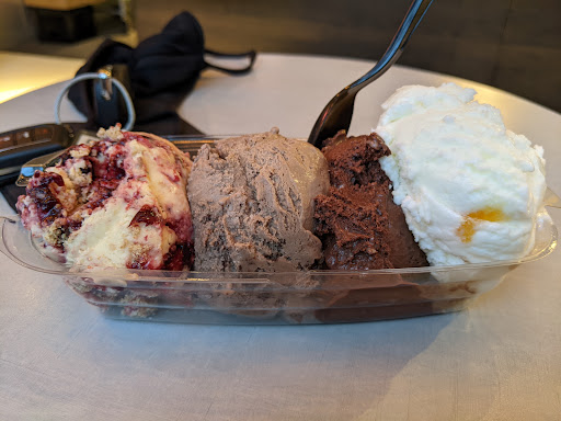 Ice Cream Shop «Milkjam Creamery», reviews and photos, 2743 Lyndale Ave S, Minneapolis, MN 55408, USA