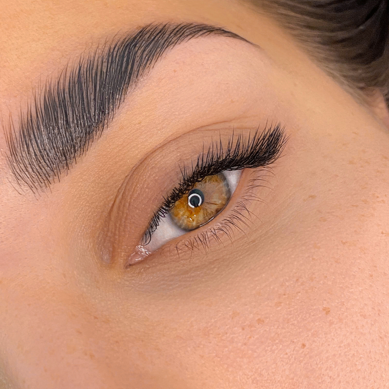 The Lash Pro Studio | Eyelash Extensions, Brow Lamination & Training