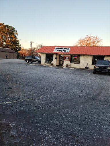 Mauldin Arms, 301 Murray Dr, Mauldin, SC 29662, USA, 