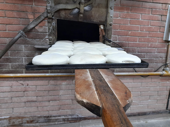 Panadería y Pastelería Kruh i Kava - Punta Arenas